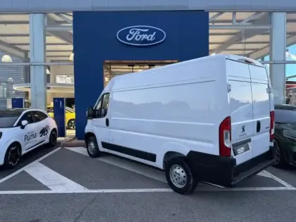 Photo 5 Peugeot Boxer  Fg 333 L2H2 2.2 BlueHDi S&S 140ch Premium