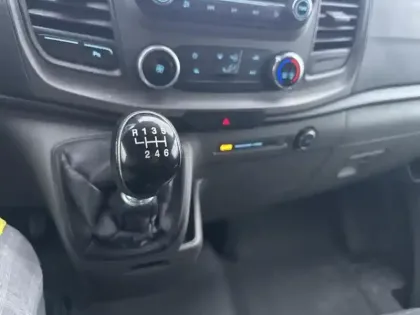 Photo 14 Ford Custom Gén. I Ph2 Trend Business 4