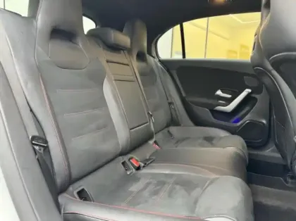 Photo 13 Mercedes Classe A  250 e 160+102ch AMG Line 8G-DCT 8cv