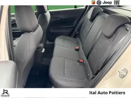 Photo 12 Fiat 600  1.2 Hybrid Turbo 145ch Pack Confort DCT6