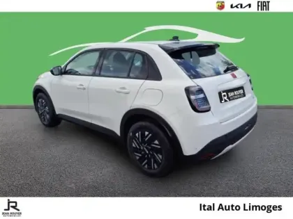 Photo 5 Fiat 600  e 156ch 54kWh Red