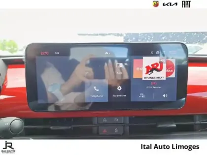 Photo 12 Fiat 600  e 156ch 54kWh Red