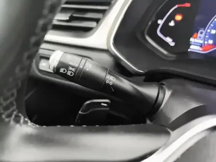 Photo 17 Renault Captur  TCe 155 EDC FAP Intens