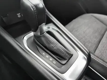 Photo 23 Renault Captur  TCe 155 EDC FAP Intens