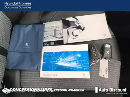 Photo 15 Peugeot 3008  Puretech 130ch S&S EAT8 Allure Pack