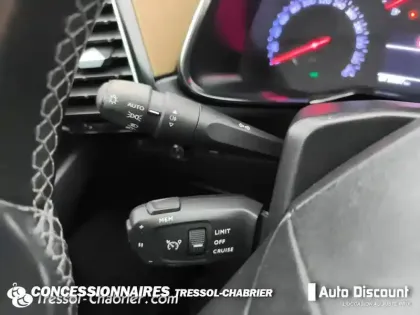 Photo 16 DS DS 7 ESSENCE SO CHIC 130CH BVM6