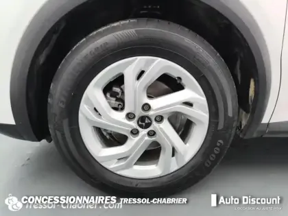 Photo 13 DS DS 7 ESSENCE SO CHIC 130CH BVM6