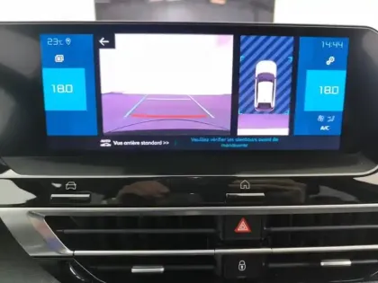 Photo 25 Citroën C4 e- 136 ch Automatique Shine