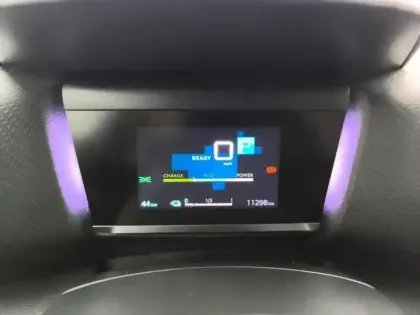 Photo 20 Citroën C4 e- 136 ch Automatique Shine