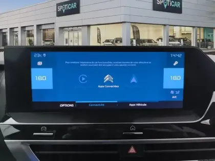 Photo 21 Citroën C4 e- 136 ch Automatique Shine