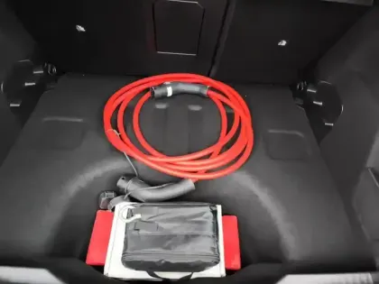 Photo 26 Citroën C4 e- 136 ch Automatique Shine