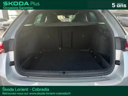 Photo 6 Skoda Octavia  Combi 2.0 TDI 150ch Sportline DSG7