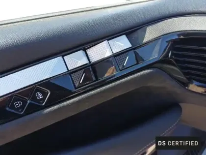 Photo 11 DS DS 4  PureTech 130ch Performance Line Automatique