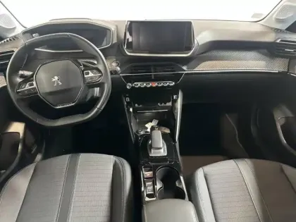 Photo 7 Peugeot 208  e- 136ch Allure