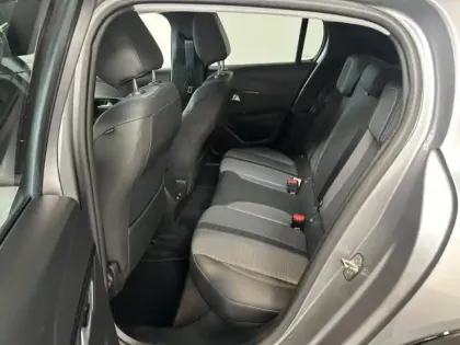 Photo 9 Peugeot 208  e- 136ch Allure