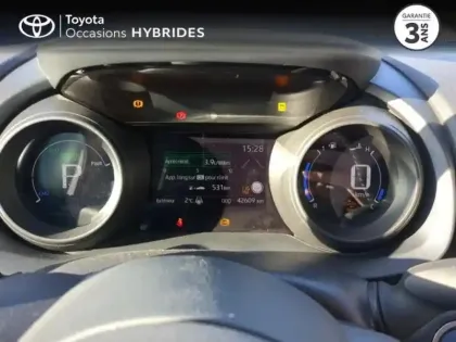 Photo 13 Toyota Yaris  116h Design 5p MY22