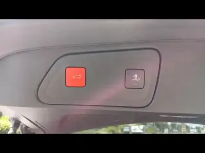 Photo 14 Peugeot 3008  HYBRID 225ch GT e-EAT8