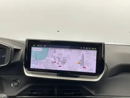 Photo 19 Peugeot 2008  PureTech 130 S&S EAT8