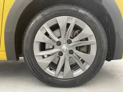 Photo 17 Peugeot 208  Electrique 50 kWh 136ch