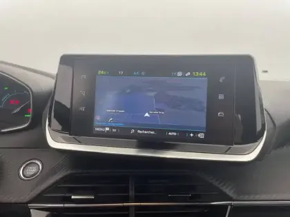 Photo 19 Peugeot 208  Electrique 50 kWh 136ch