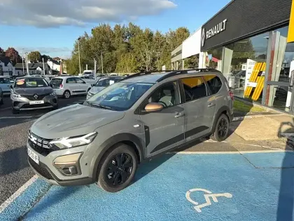 Photo 13 Dacia Jogger  Hybrid 140 5 places GSR2