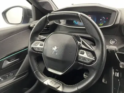 Photo 23 Peugeot 208  Electrique 50 kWh 136ch