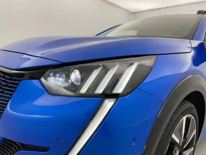 Photo 26 Peugeot 208  Electrique 50 kWh 136ch