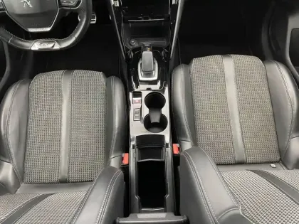 Photo 30 Peugeot 208  Electrique 50 kWh 136ch