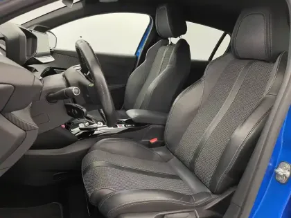 Photo 13 Peugeot 208  Electrique 50 kWh 136ch