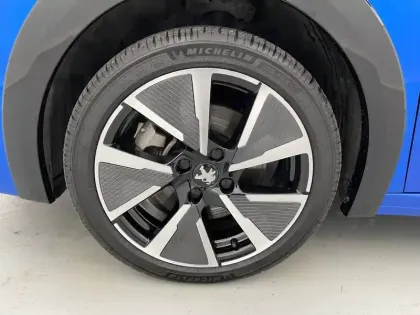 Photo 16 Peugeot 208  Electrique 50 kWh 136ch