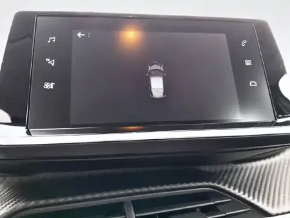 Photo 14 Peugeot 208  PureTech 75 S&S BVM5