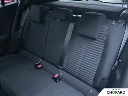 Photo 18 Peugeot 2008  PureTech 130 S&S EAT8