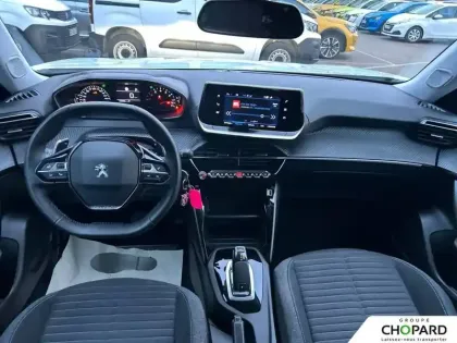 Photo 11 Peugeot 2008  PureTech 130 S&S EAT8