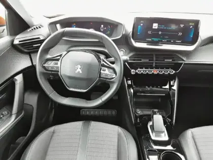 Photo 7 Peugeot 2008  Moteur électrique 136 ch