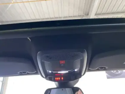 Photo 21 Peugeot 208  Hybrid 110 e-DCS6