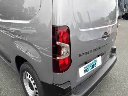 Photo 16 Peugeot Partner E- FOURGON M 800 KG 136 CH BATTERIE 54 KWH