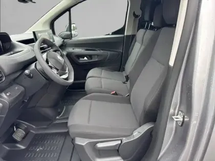 Photo 10 Peugeot Partner E- FOURGON M 800 KG 136 CH BATTERIE 54 KWH