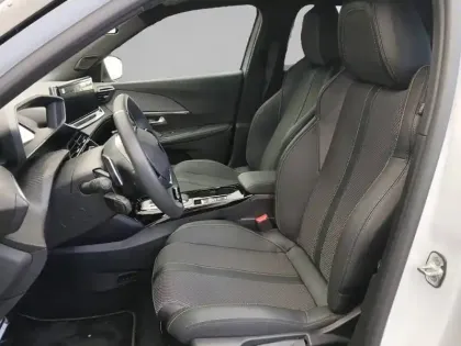 Photo 10 Peugeot 2008  Hybrid 145 e-DCS6