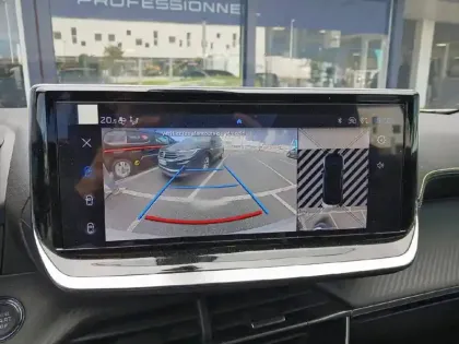 Photo 34 Peugeot 2008  Hybrid 145 e-DCS6