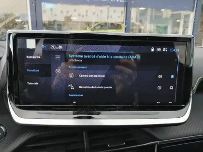 Photo 39 Peugeot 2008  Hybrid 145 e-DCS6