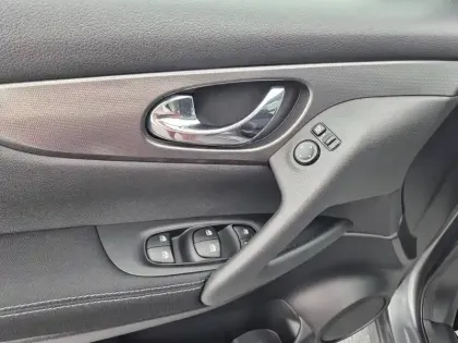 Photo 21 Nissan Qashqai  1.2 DIG-T 115 Xtronic