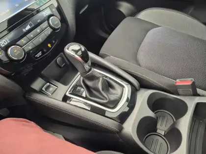 Photo 12 Nissan Qashqai  1.2 DIG-T 115 Xtronic