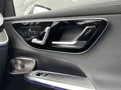 Photo 45 Mercedes GLC  Coupe 300 d e Hybrid EQ 9G-Tronic 4Matic