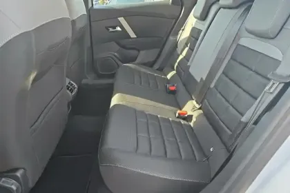 Photo 10 Citroën C4  Hybride 145 e-DCS6