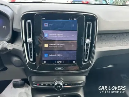 Photo 10 Volvo Xc40  Recharge 231 ch 1EDT