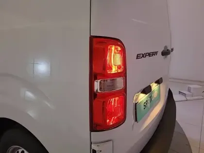 Photo 44 Peugeot Expert  CA FIXE M BLUEHDI 145 BVM6
