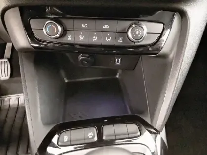 Photo 37 Opel Corsa  1.2 75 ch BVM5