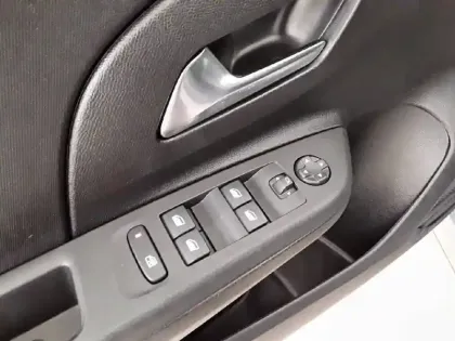 Photo 43 Opel Corsa  1.2 75 ch BVM5