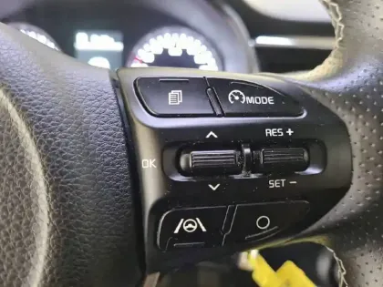 Photo 26 Kia Stonic  1.0 T-GDi 100 ch MHEV iBVM6