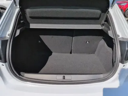 Photo 26 Peugeot 208  Hybrid 110 e-DCS6